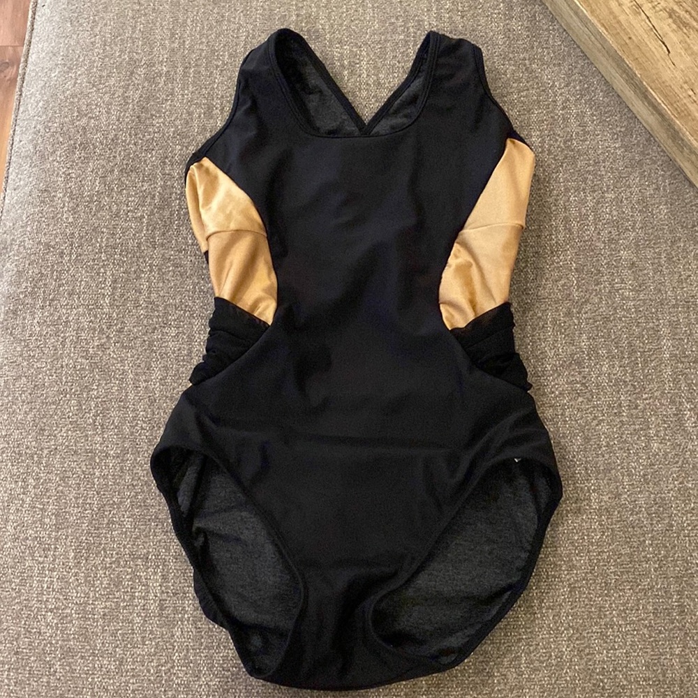 Five Dancewear Leo medium adult. Worn twice